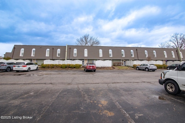 212 La Fontenay Ct, Louisville, KY 40223 - view of uncovered parking lot