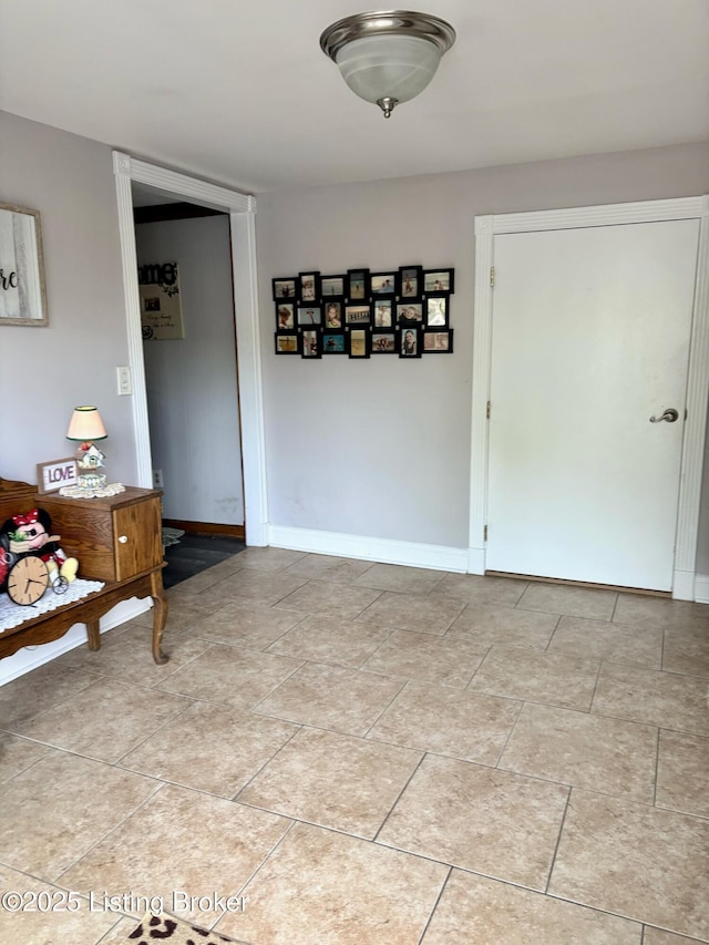 dining space with baseboards