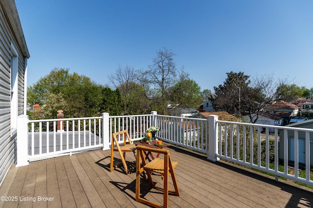 1035 Lydia St, Louisville, KY 40217 - view of deck