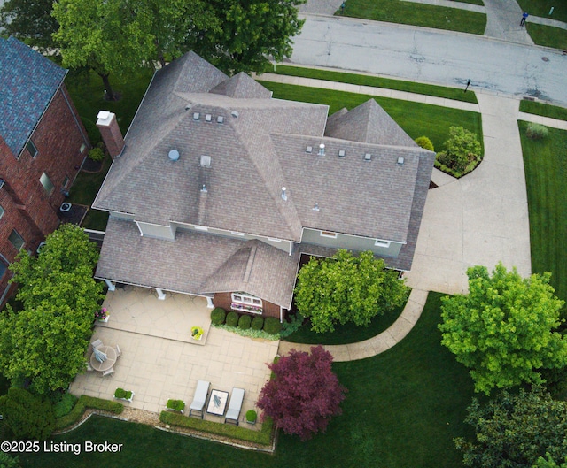 1304 Isleworth Dr, Louisville, KY 40245 - aerial view of property and surrounding area