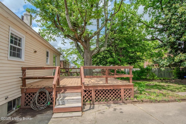 3547 Kings Hwy, Louisville, KY 40220 - wooden deck with fence