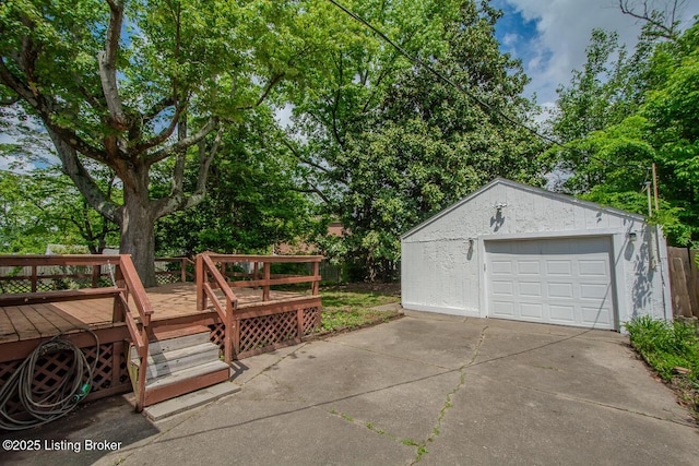 3547 Kings Hwy, Louisville, KY 40220 - detached garage with driveway