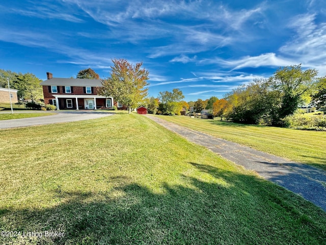 608 Lincoln Park Rd, Springfield, KY 40069 - exterior space featuring a chimney and a front yard