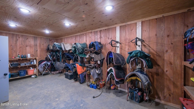 2AND3 Lesprit Pkwy, La Grange, KY 40031 - view of horse barn