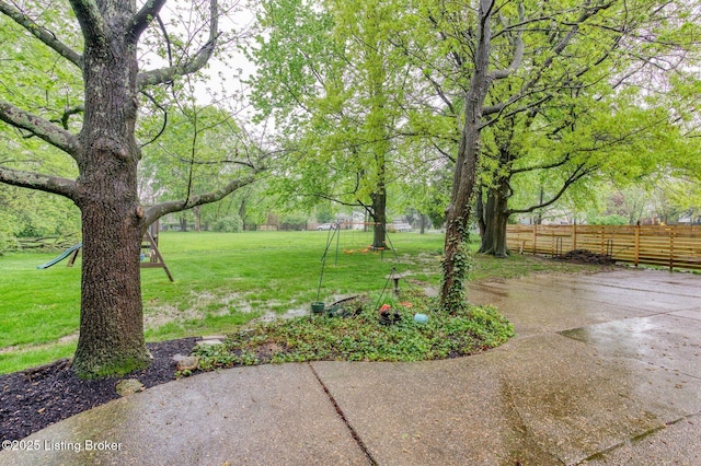 view of yard with fence