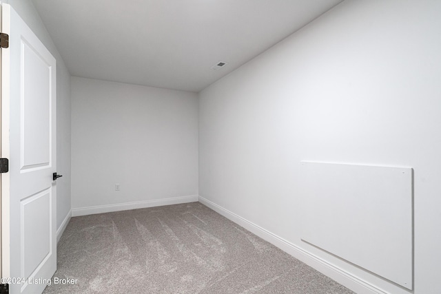 105 Wellston Pl, Louisville, KY 40207 - carpeted spare room featuring visible vents and baseboards