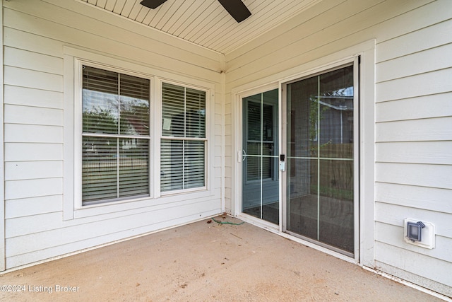 105 Wellston Pl, Louisville, KY 40207 - view of patio featuring ceiling fan