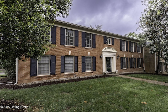 6505 Deep Creek Dr Unit 3, Prospect, KY 40059 - view of front of house featuring brick siding and a front yard