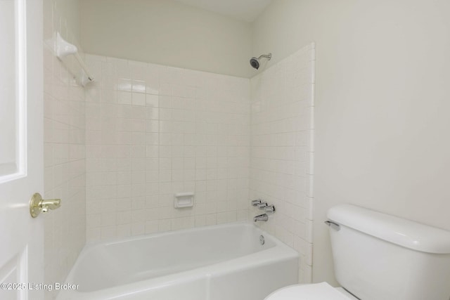 6505 Deep Creek Dr Unit 3, Prospect, KY 40059 - bathroom with toilet and tub / shower combination