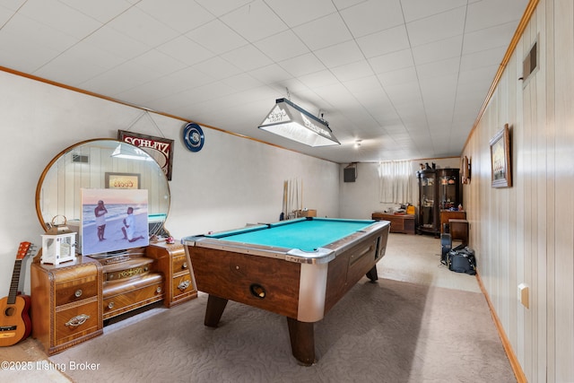 recreation room featuring crown molding, carpet floors, and pool table