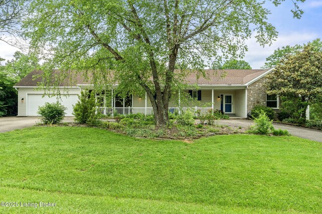 5502 Highpoint Dr, Crestwood, KY 40014 - ranch-style home with driveway, covered porch, a front lawn, an attached garage, and roof with shingles