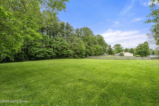 5502 Highpoint Dr, Crestwood, KY 40014 - view of yard