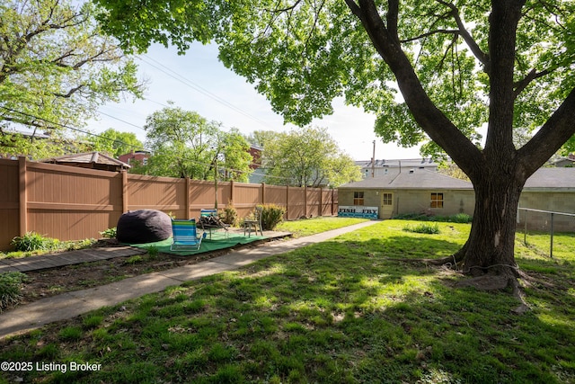 1509 S 3rd St, Louisville, KY 40208 - view of yard featuring fence