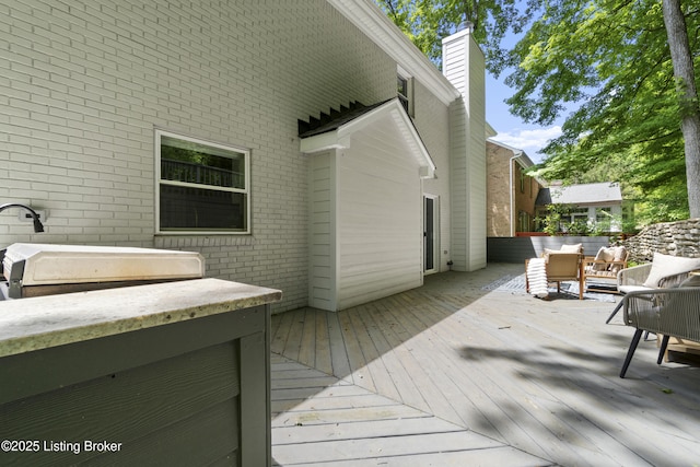 1907 Charbdin Pl, Louisville, KY 40207 - view of wooden deck