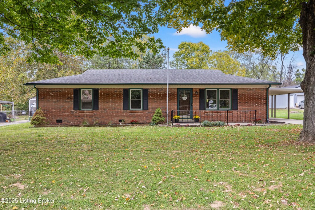 150 Joy St, Lawrenceburg, KY 40342 - photo 1