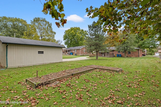 150 Joy St, Lawrenceburg, KY 40342 - view of yard