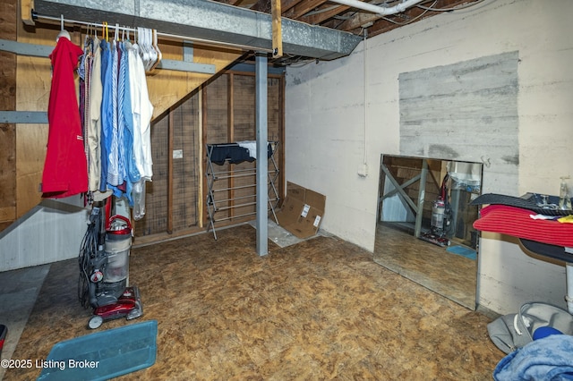 view of unfinished basement