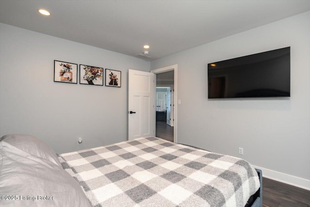 7492 Edith Way, Crestwood, KY 40014 - bedroom featuring recessed lighting, baseboards, and dark wood-style floors