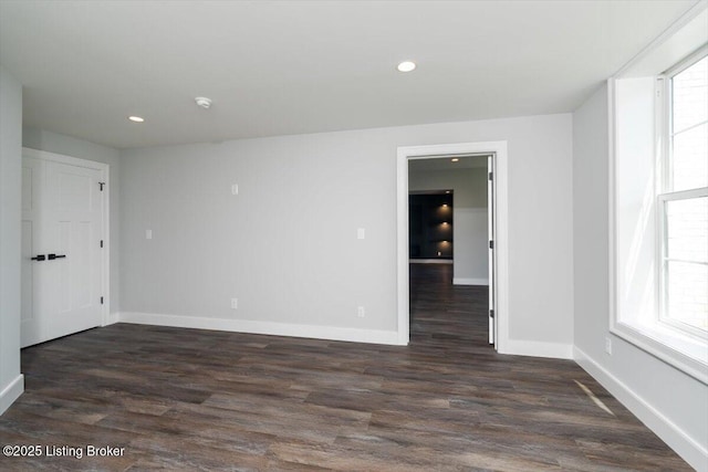 7492 Edith Way, Crestwood, KY 40014 - spare room with dark wood-style flooring and baseboards