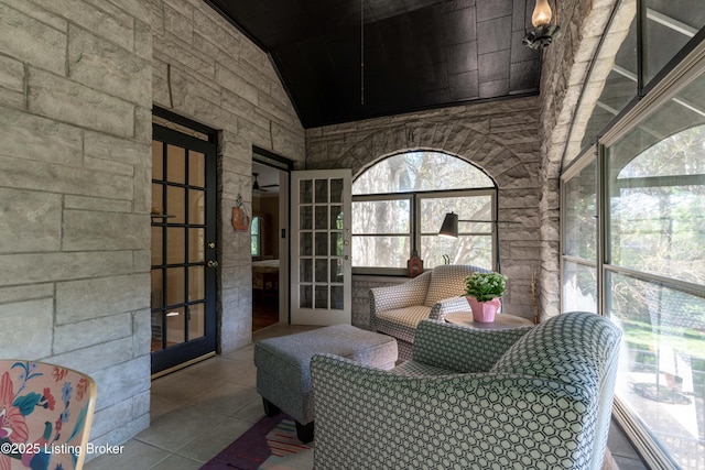 sunroom / solarium with a healthy amount of sunlight