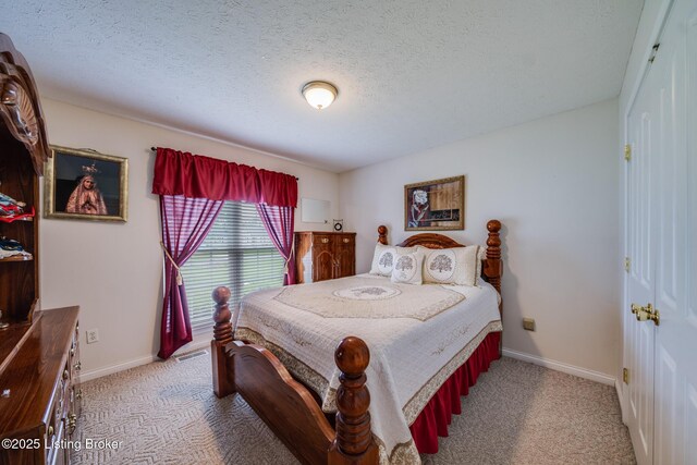 109 Terri Rose Ct, Hodgenville, KY 42748 - carpeted bedroom featuring baseboards and a textured ceiling