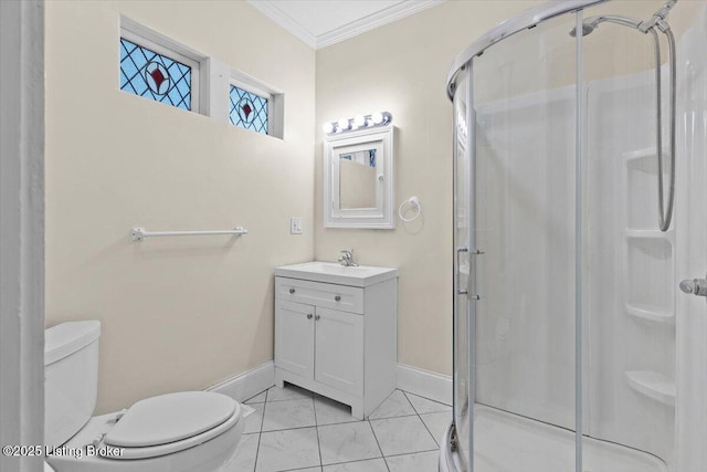 bathroom featuring crown molding, toilet, a shower stall, and baseboards