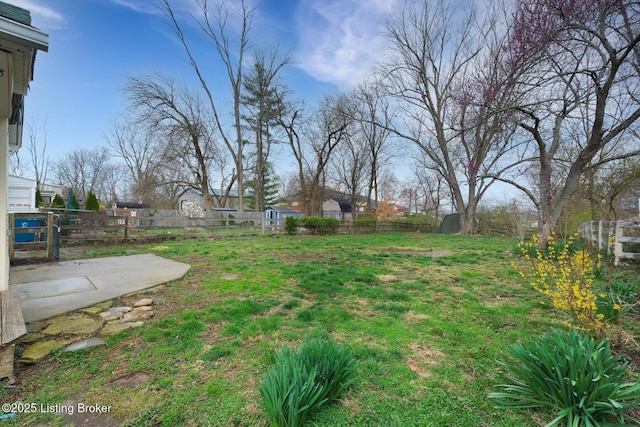 206 E Madison St, La Grange, KY 40031 - view of yard featuring a patio
