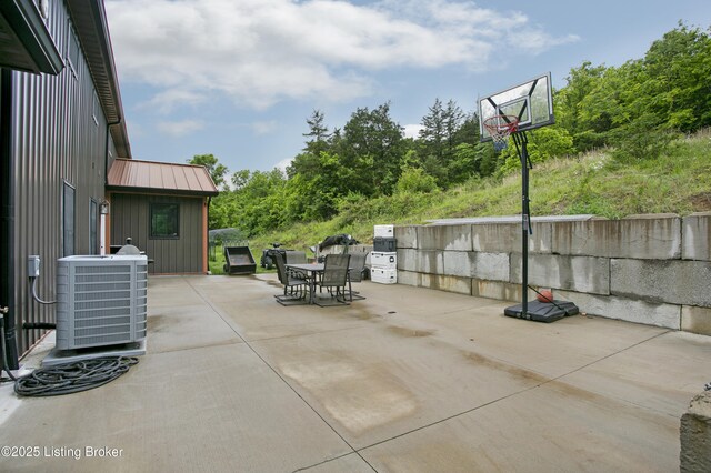501 Shumate Ln, Bardstown, KY 40004 - view of patio with outdoor dining area and cooling unit