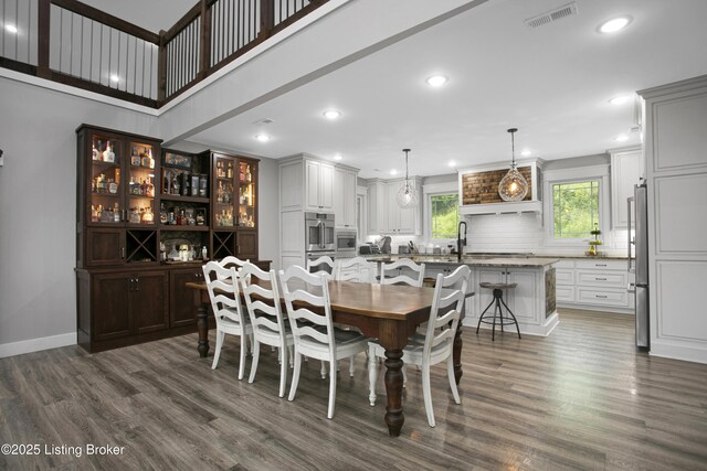 501 Shumate Ln, Bardstown, KY 40004 - dining area with dark wood-style flooring, recessed lighting, and baseboards