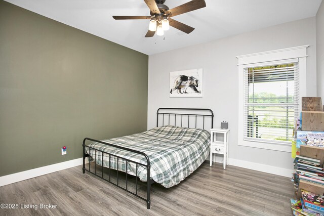 501 Shumate Ln, Bardstown, KY 40004 - bedroom with baseboards, wood finished floors, and ceiling fan