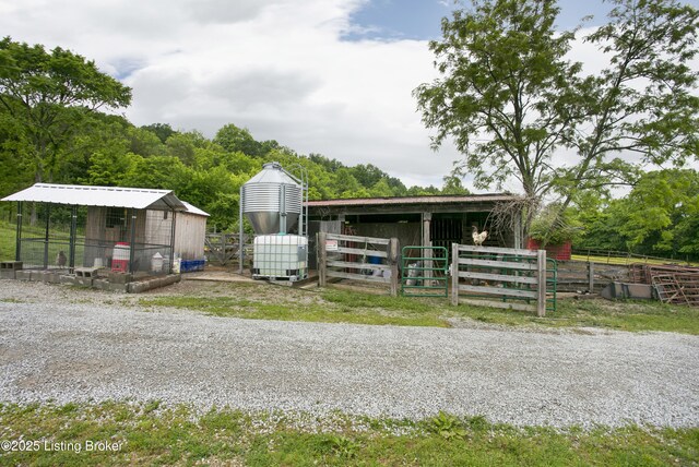 501 Shumate Ln, Bardstown, KY 40004 - view of outdoor structure featuring an exterior structure