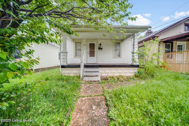 view of front facade with covered porch