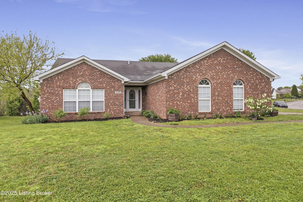 10700 Black Walnut Blvd, Louisville, KY 40229 - photo 1