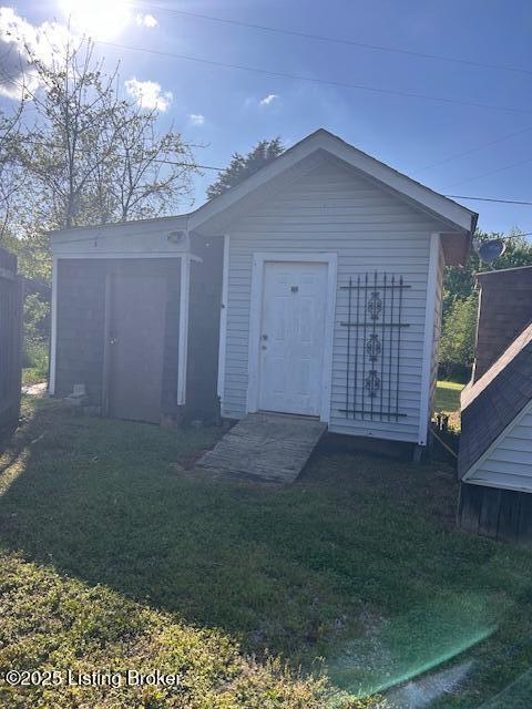 89 Peach St, New Haven, KY 40051 - view of outdoor structure featuring an outdoor structure