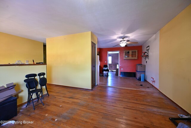 2004 Leahurst Ct, Louisville, KY 40216 - photo 12