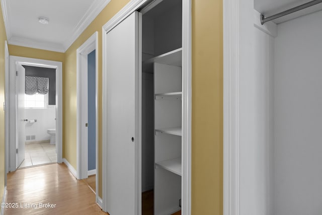 2224 Wynnewood Cir, Louisville, KY 40222 - hall with crown molding and light wood-type flooring