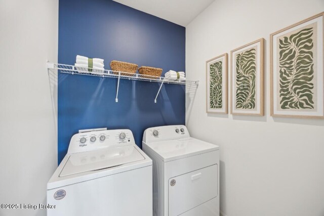 11036 Pheasant Hill Cir, Louisville, KY 40229 - laundry room with laundry area and washer and clothes dryer