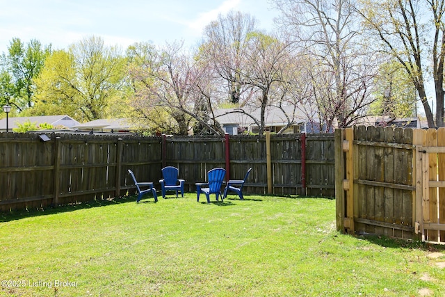 9500 Galene Dr, Louisville, KY 40299 - view of yard with fence