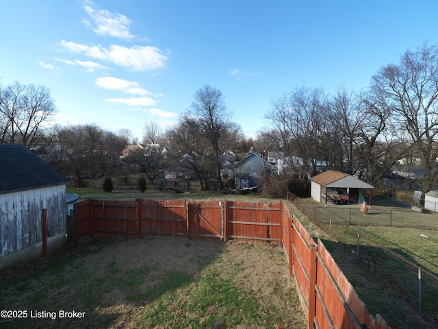 view of yard featuring a fenced backyard