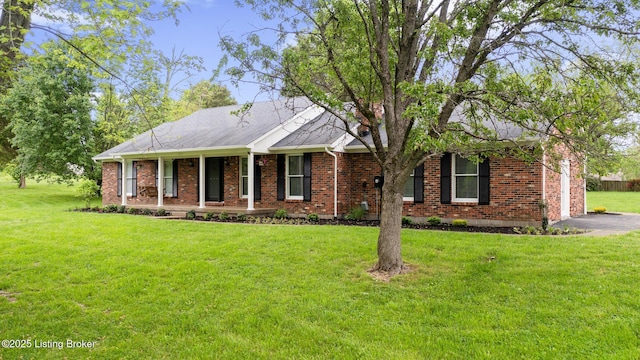 1614 W Reel Dr, La Grange, KY 40031 - ranch-style home with a porch, brick siding, and a front lawn