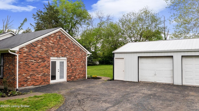 1614 W Reel Dr, La Grange, KY 40031 - detached garage with french doors