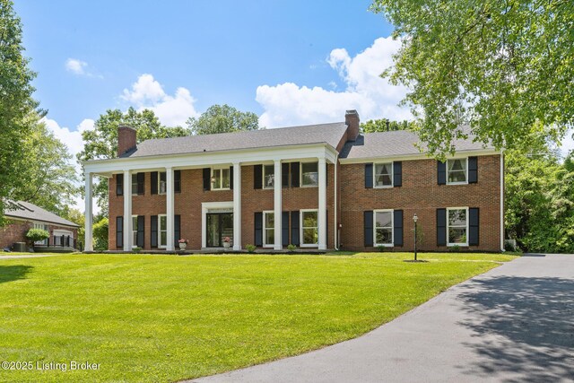 6012 Innes Trace Rd, Louisville, KY 40222 - photo 2