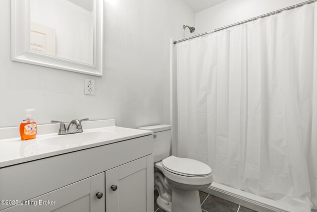 4107 Cobblestone Ln, La Grange, KY 40031 - bathroom with toilet, tile patterned floors, a shower with curtain, and vanity