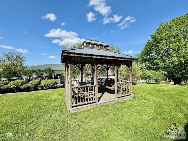 116 Lebanon Hl, Springfield, KY 40069 - surrounding community with a gazebo and a lawn