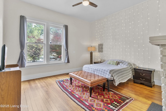 612 E Ormsby Ave, Louisville, KY 40203 - bedroom featuring wood-type flooring and baseboards