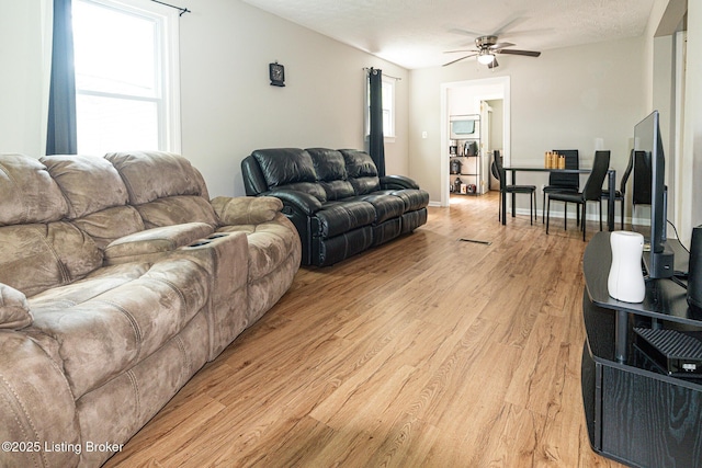 3962 Craig Ave, Louisville, KY 40215 - living area featuring ceiling fan and light wood finished floors