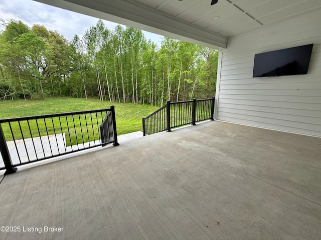 2045 W Rhudes Creek Rd, Elizabethtown, KY 42701 - view of patio / terrace with a ceiling fan