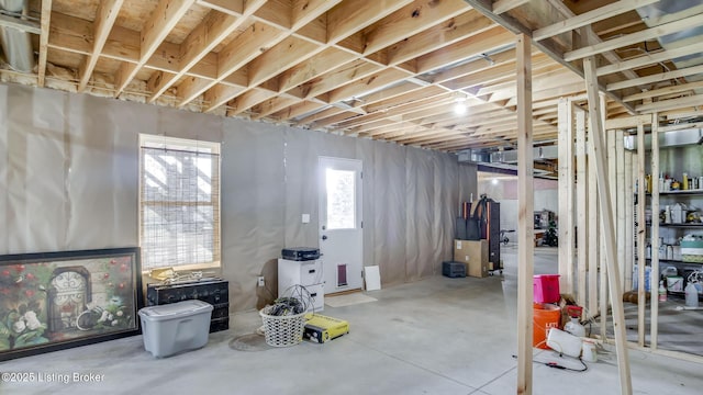 157 Tommy Ct, Shepherdsville, KY 40165 - view of below grade area