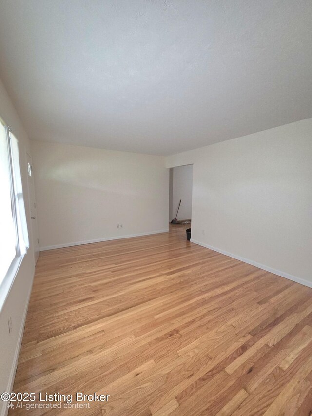 2812 Wingfield Ln, Louisville, KY 40210 - photo 5