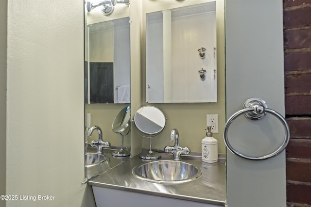 1332 S 2nd St, Louisville, KY 40208 - bathroom featuring a sink
